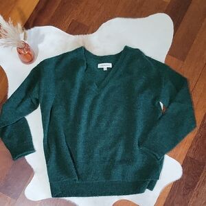 Emerald Green V-Neck Sweater S